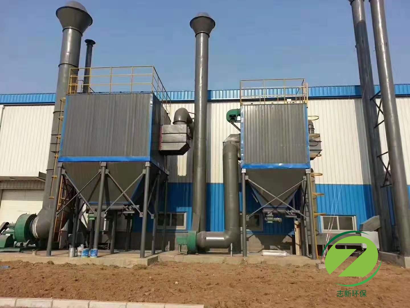 布袋除塵器凈化高溫?zé)煔鈺r的注意事項